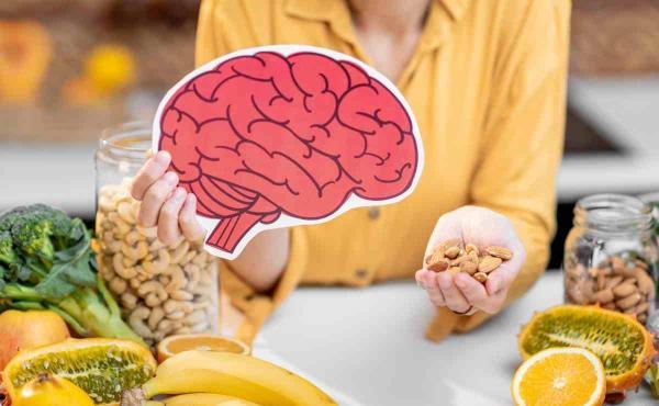 10 ماده غذایی برای تقویت سلامت مغز و حافظه